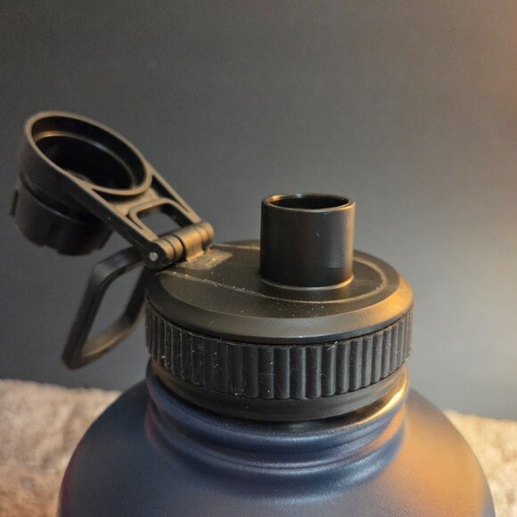 Blue Powder Coated Stainless Steel Insulated Water Bottle 64 oz Half Gallon - Picture 4 of 5